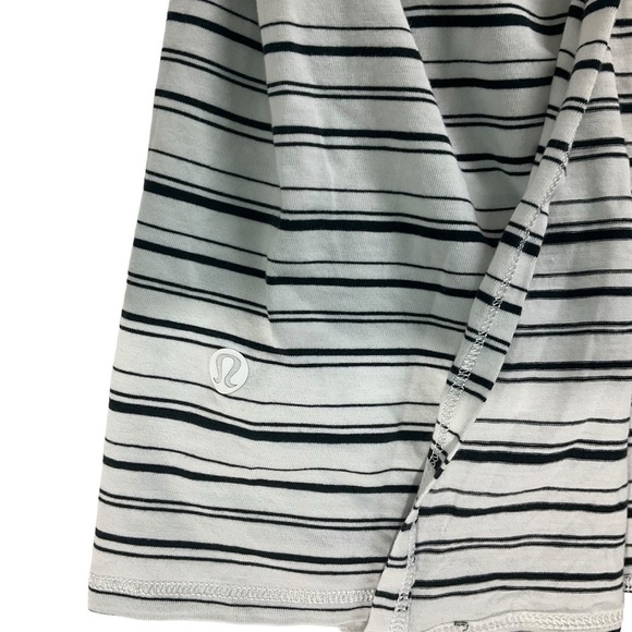Lululemon Open Back Tank Black White Striped Size 4 / 6 - Picture 2 of 8